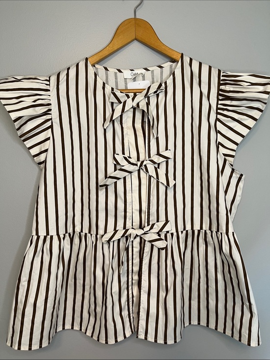 Oddi Tops - NWT Cottagecore Bow Tie Front Striped Flutter Sleeve Top - Brown & White